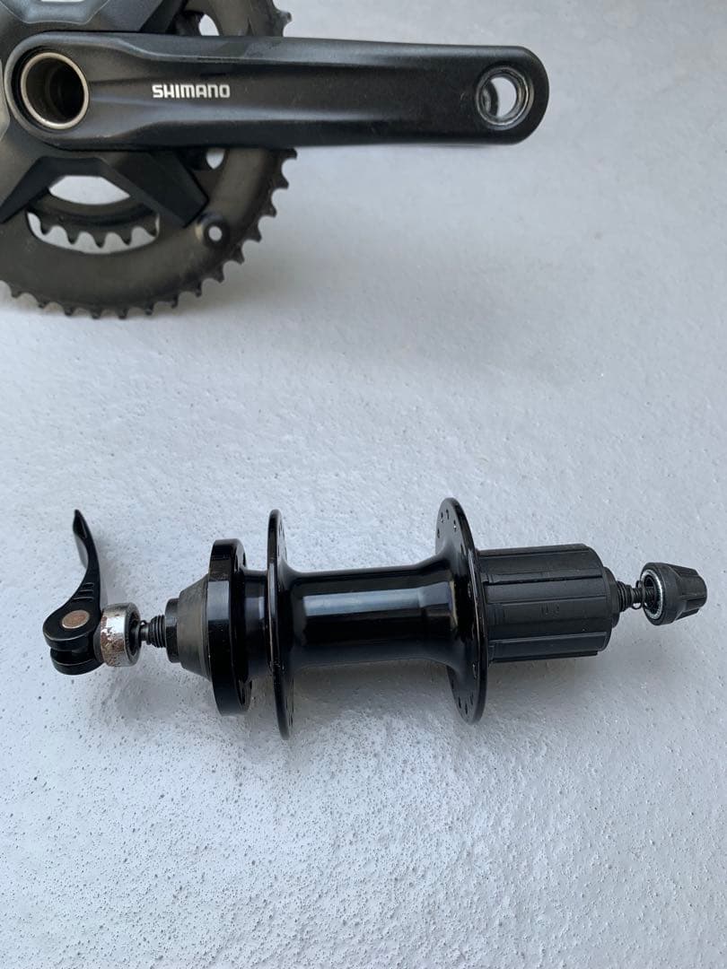 SHIMANO コンポーネントセット クランク　ブレーキハブ