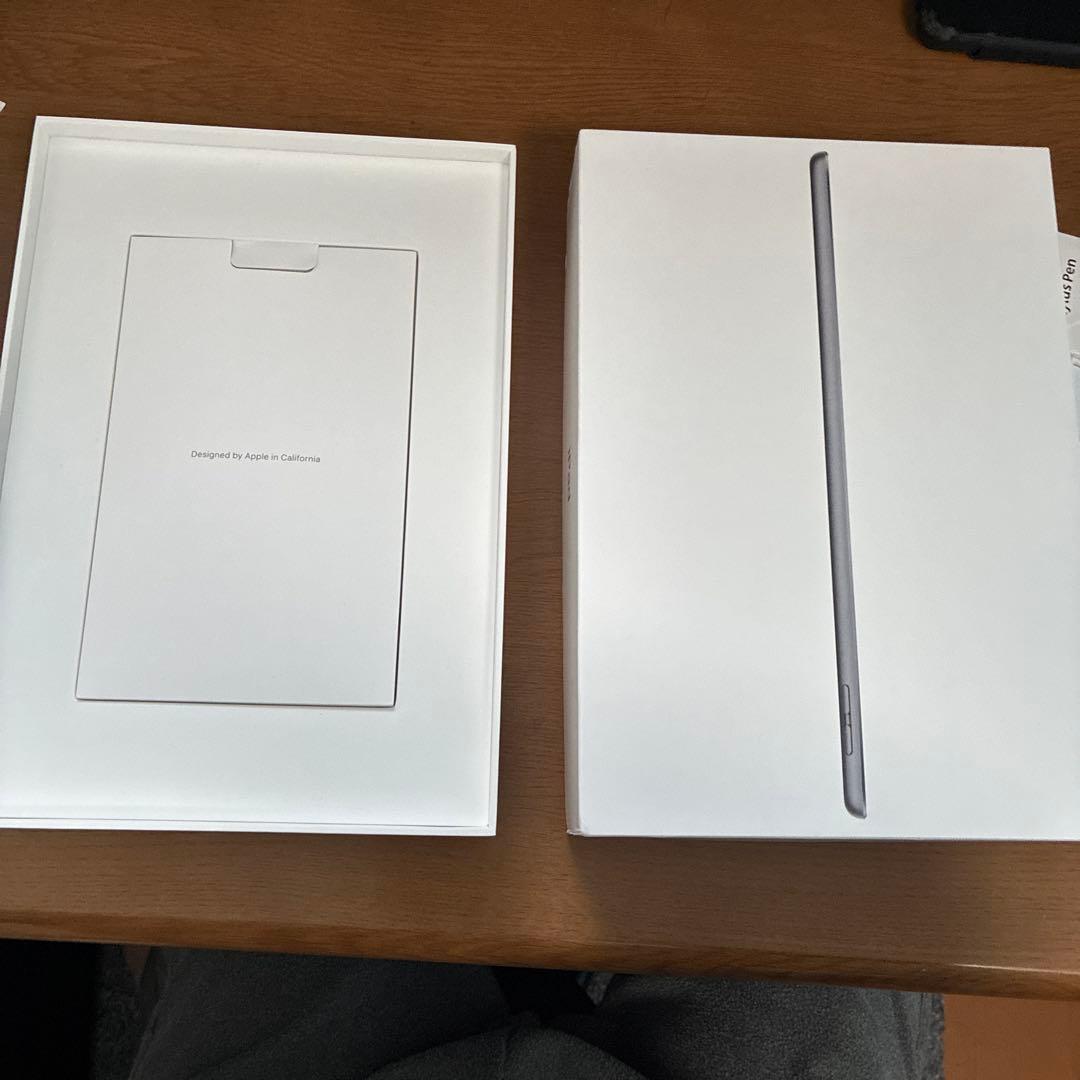 Apple iPad ブラック 第9世代 本体 カバー付き