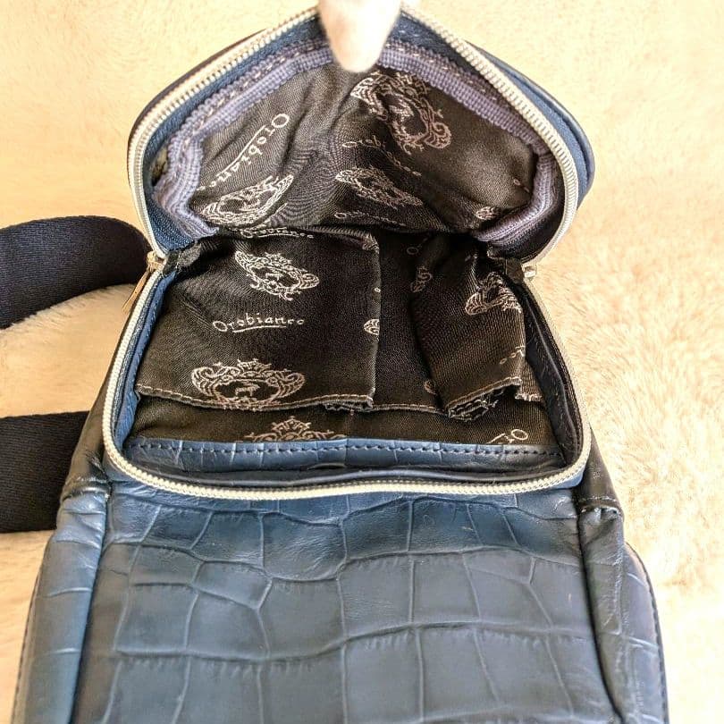 ✨️未使用✨️ オロビアンコ ボディバッグ レザー クロコ型押し 斜め掛け