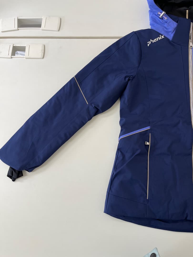 【新品】 phenix　スキーウェア　スノボウェア　レディース　Sサイズ　552