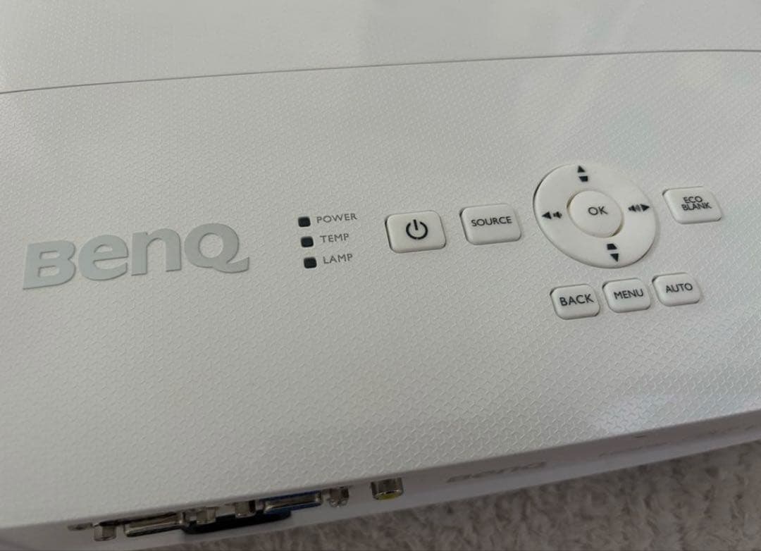 BenQ プロジェクター エコ配歓迎