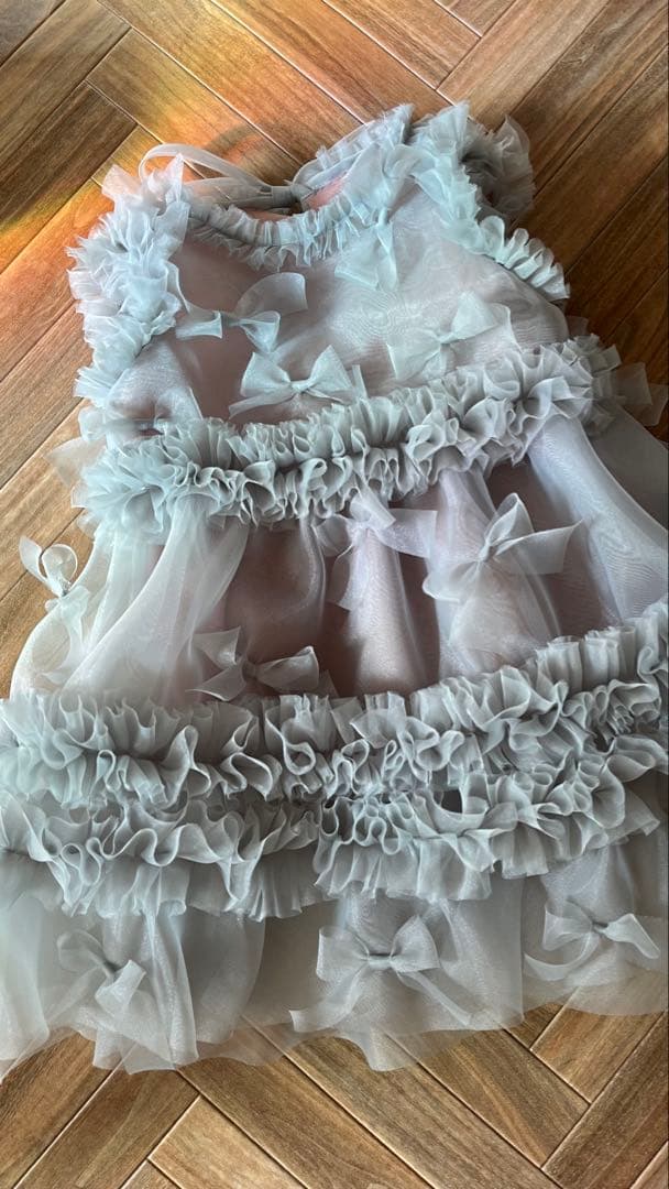 グレー フリル リボン付き チュールドレス