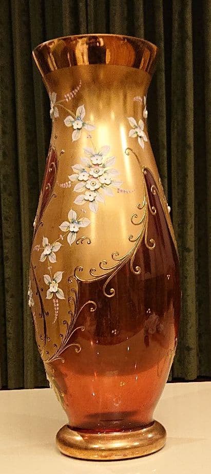 ボヘミアクリスタル 赤 花瓶　52㌢