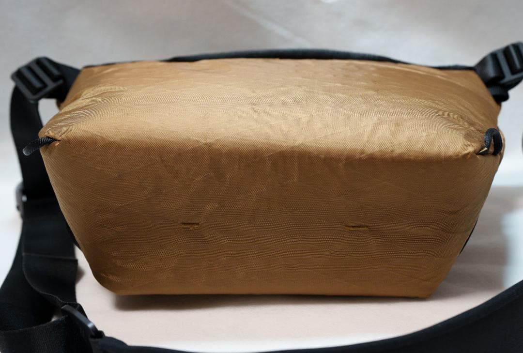 Peak Design エブリデイ スリング 3L コヨーテ