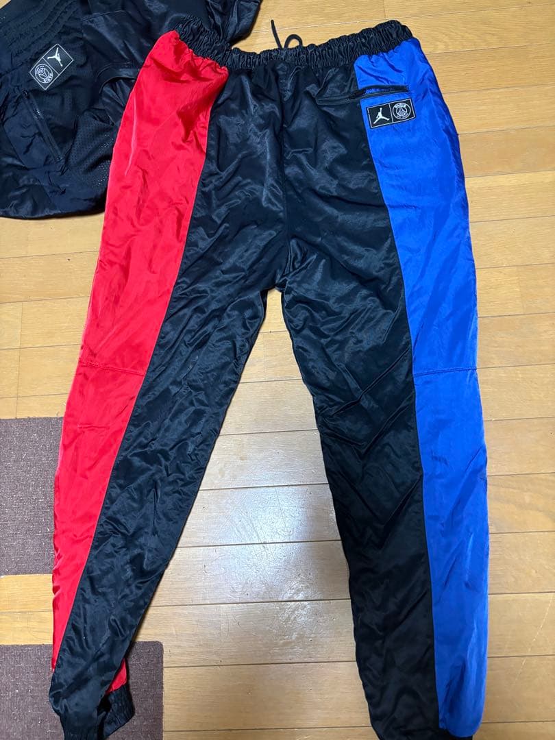 [最終値下げ中]レア　PSGxJORDAN ナイロンセットアップ