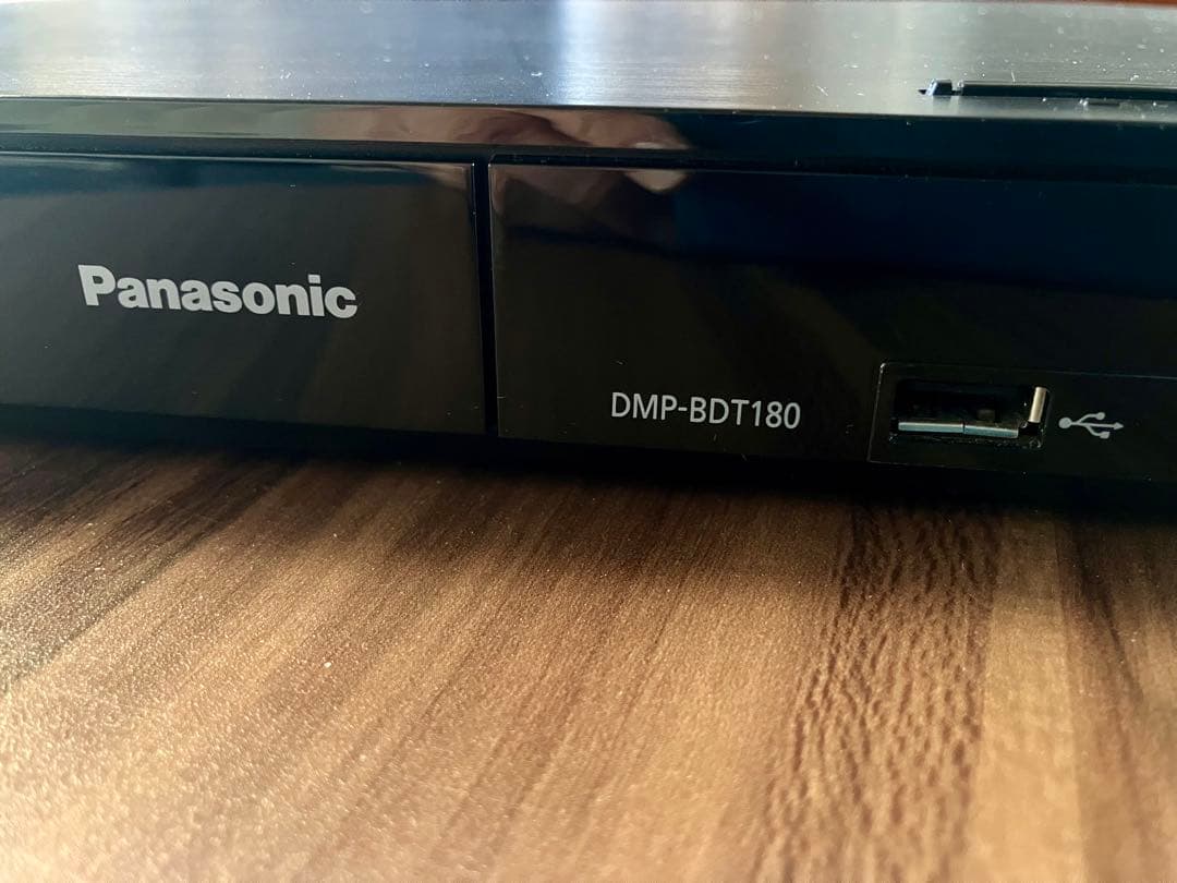 美品Panasonic BDプレイヤー　DMP-BDT180