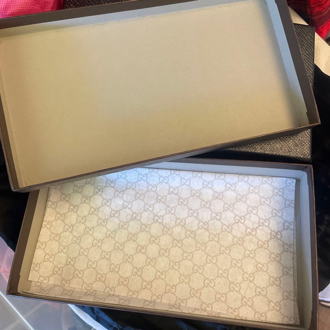 GUCCI PRADA ギフトボックス 中型