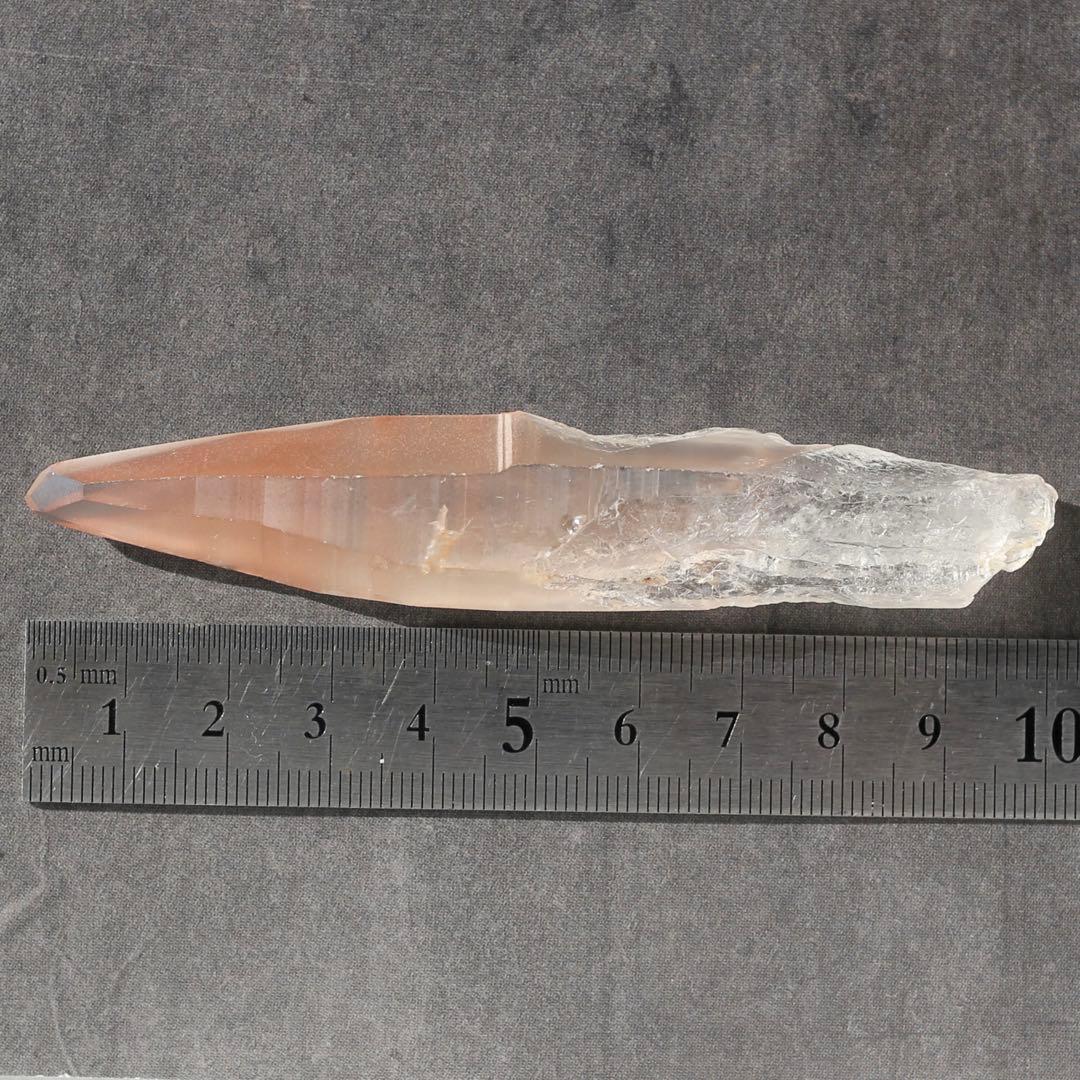 シンギングクォーツ ピンクレムリアンシード クリスタル 水晶 鉱物 原石 希少