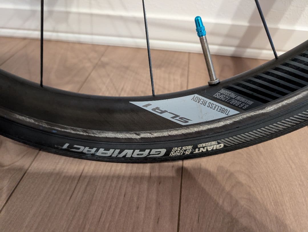 Giant SLR1 カーボンホイール リムハイト42mm リムブレーキ