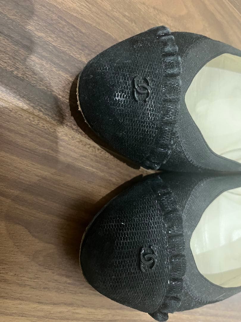 CHANEL ブラック フラットシューズ　37ハーフ