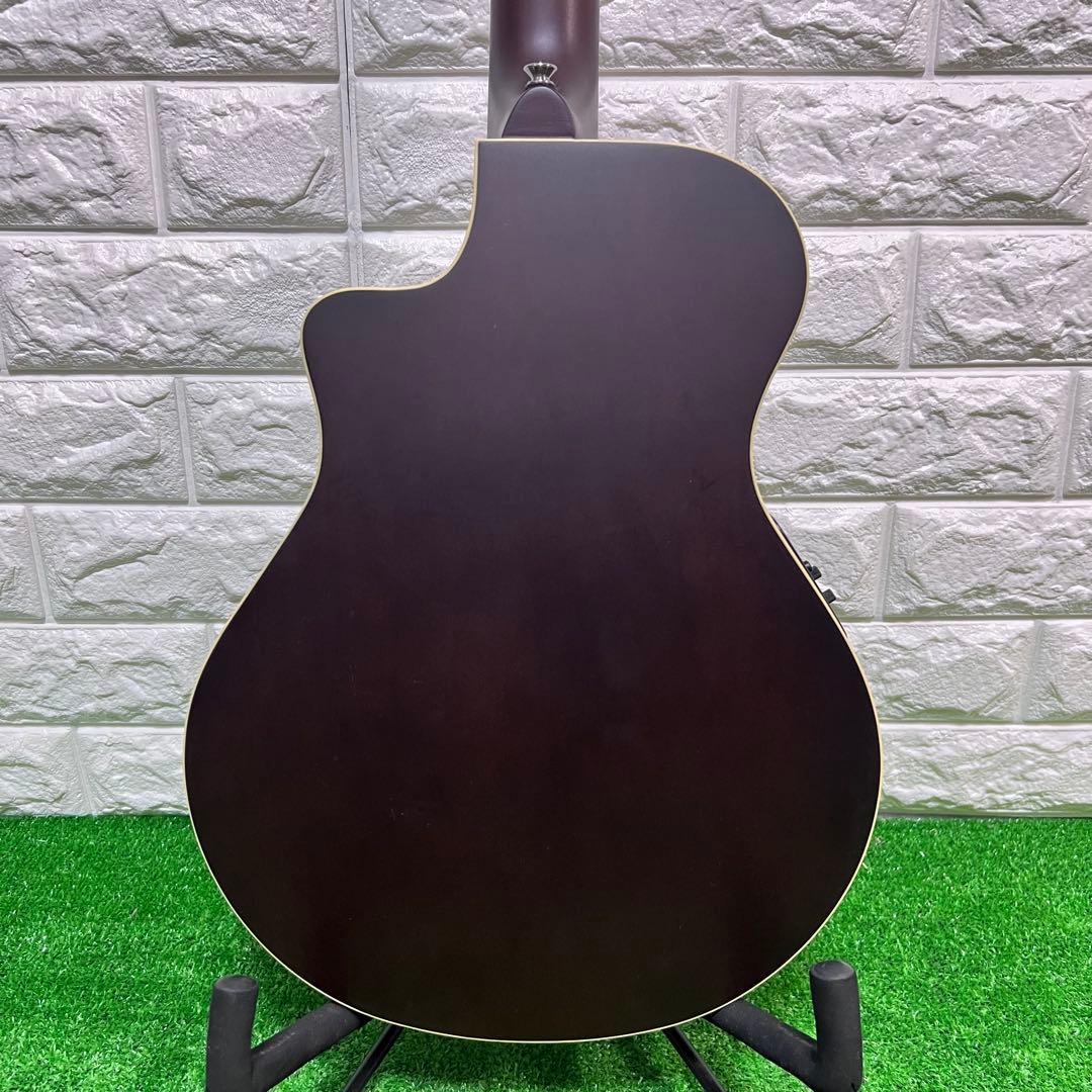 超美品　YAMAHA アコースティック　エレクトリック　ギターAPX-T2