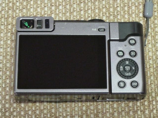 s*6様 Panasonic LUMIX DC-TZ90 、モバイルバッテリー電
