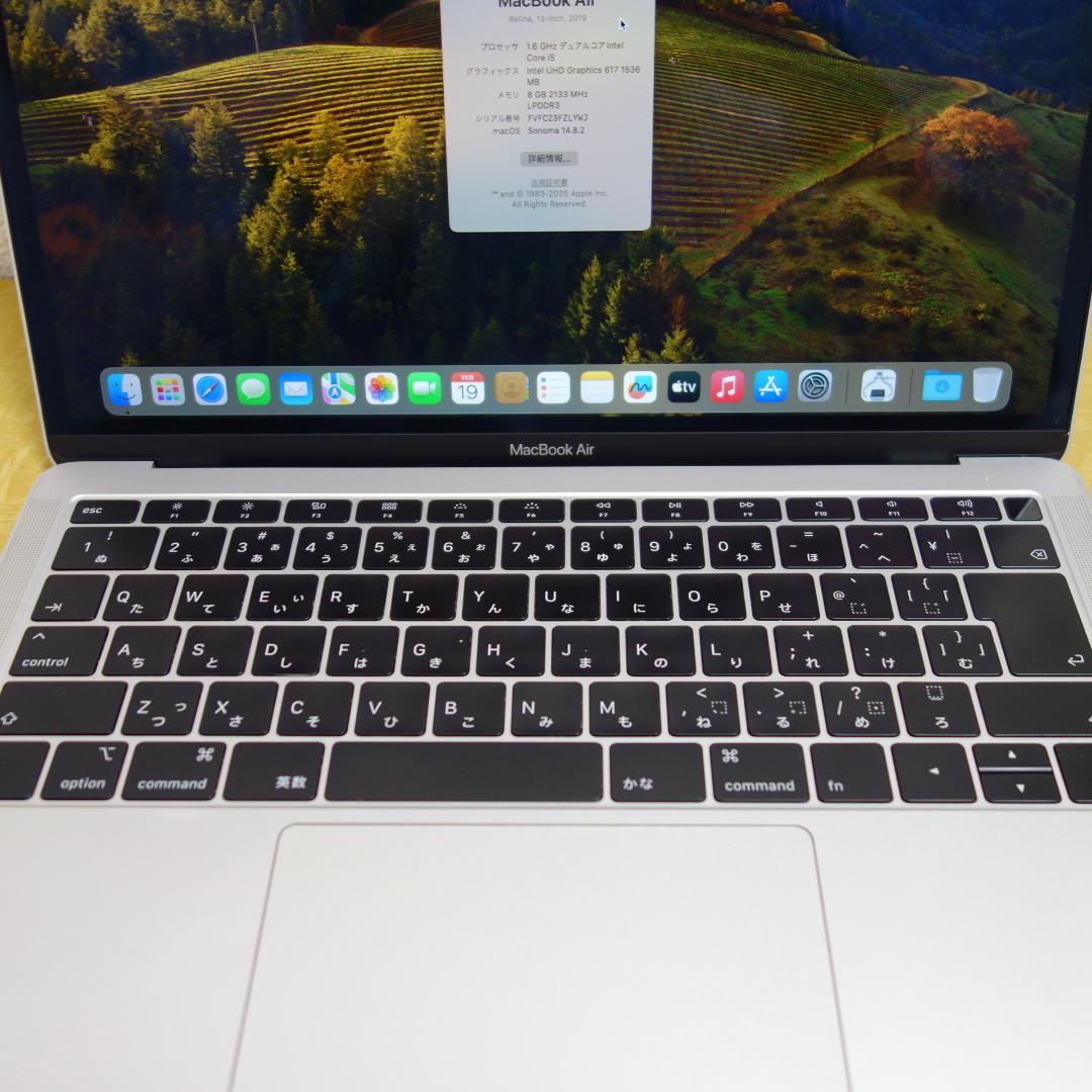 253）MacBook Air 2019　13インチ　/128GB/8GB/i5