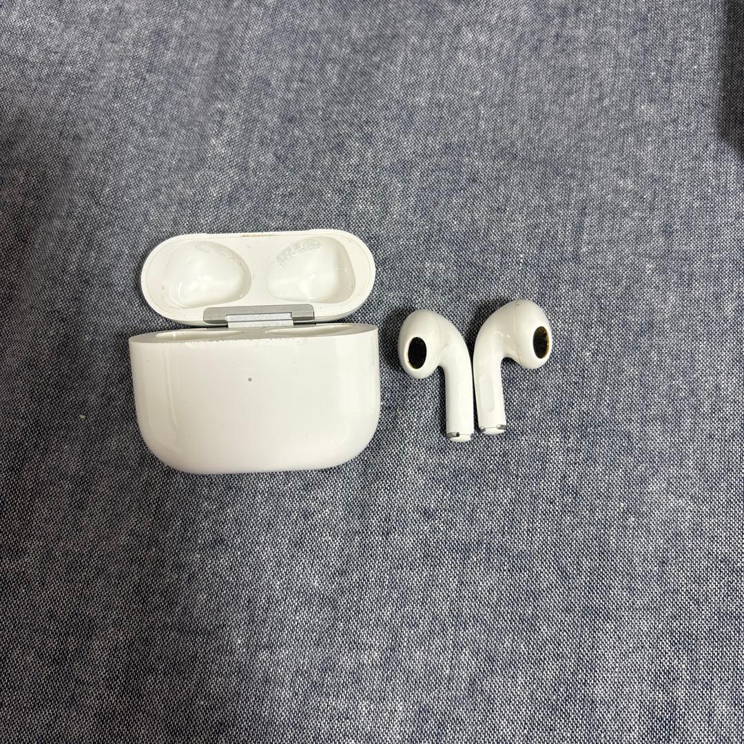 AirPods本体 ホワイト　第3世代