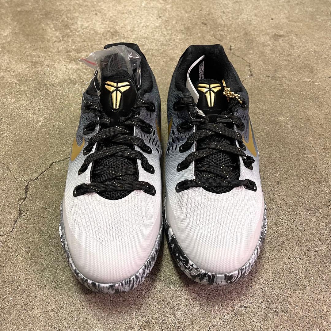 スニーカー Nike Kobe 9 EM Low Mambacita (GS) 24cm