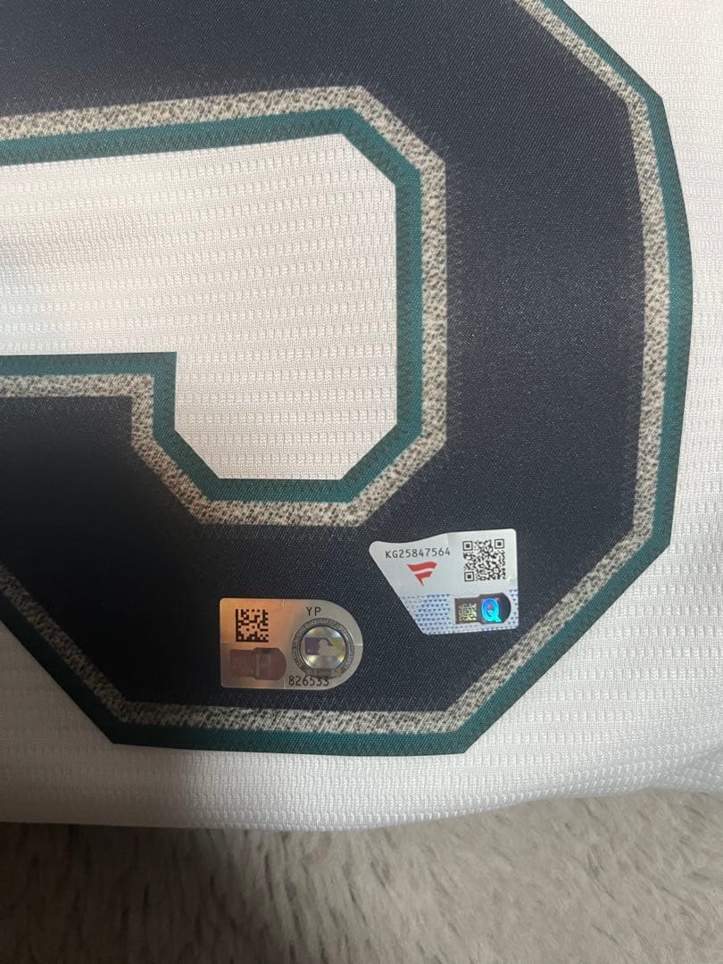 イチロー サイン入りユニホームマリナーズ 証明シール付