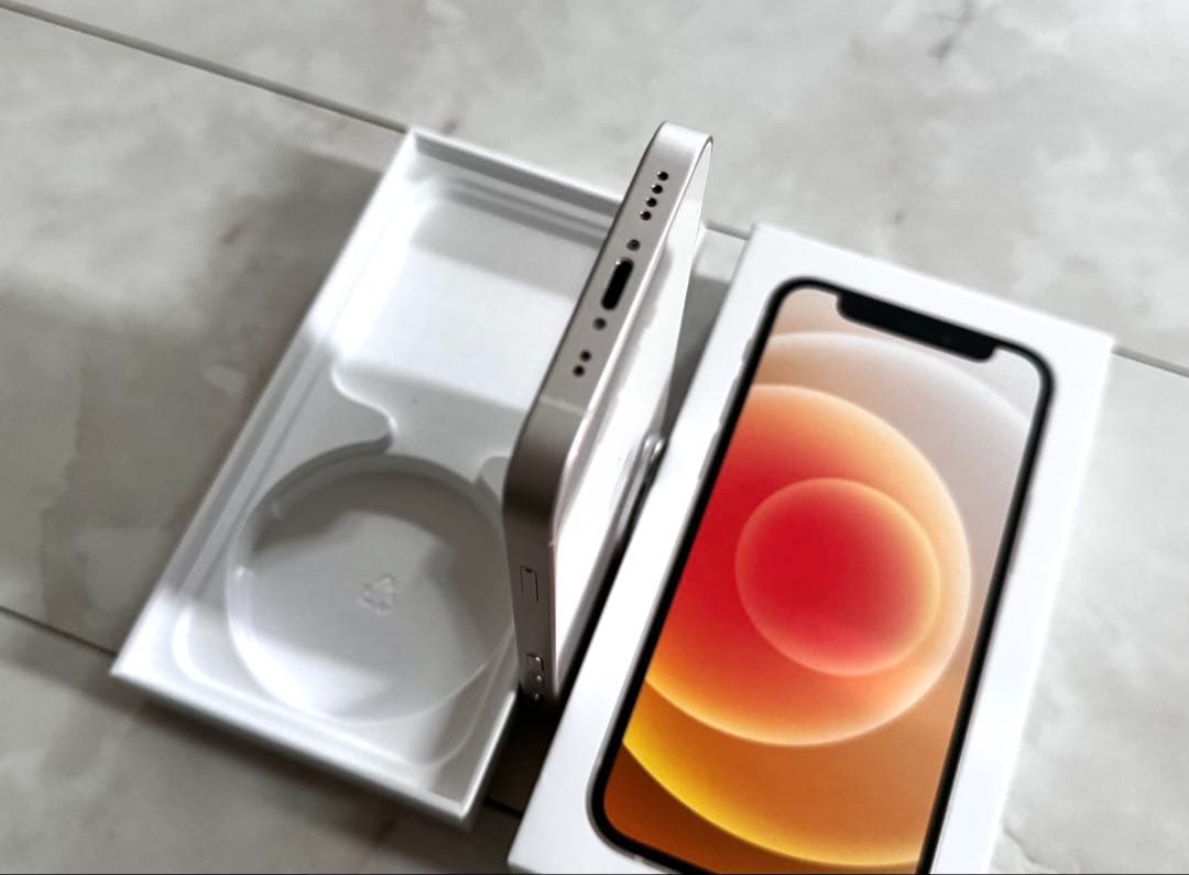 Apple iPhone 12mini ホワイト 本体 付属品付き