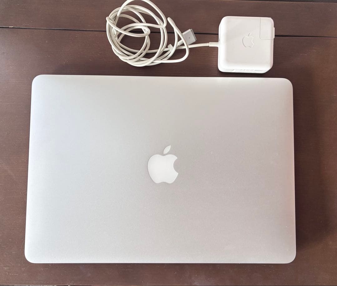 Apple MacBook Air 13インチ 2014 動作確認済