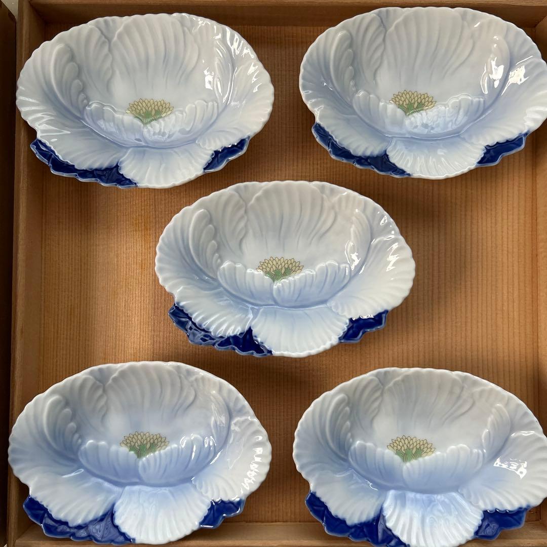 深川製磁　菓子器揃　牡丹彫6枚セット　銘々皿大皿浅小鉢大鉢