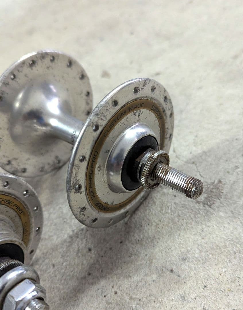 SUNTOUR SUPERBE PRO ハブ前後 競輪　njs