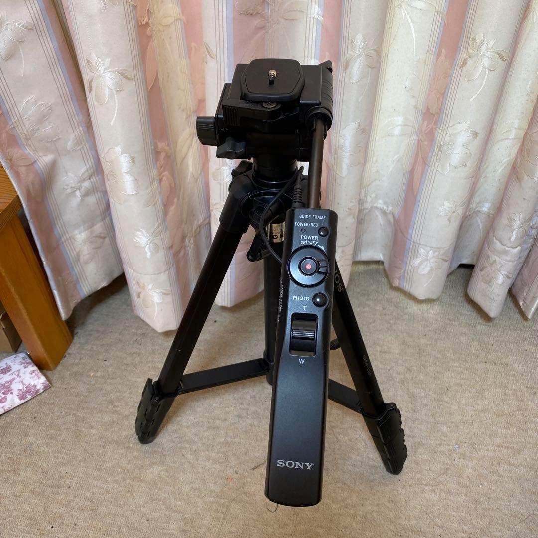 SONY HDR-PJ680 ビデオカメラ本体　HAKUBAバック　SONY三脚