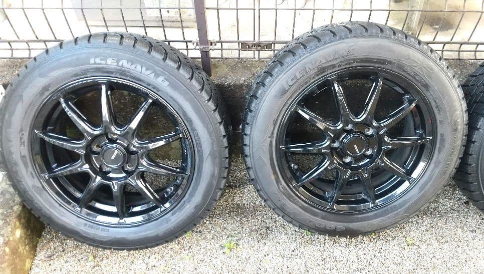 15インチ ブラック スポークホイール スタッドレスタイヤの4本セット