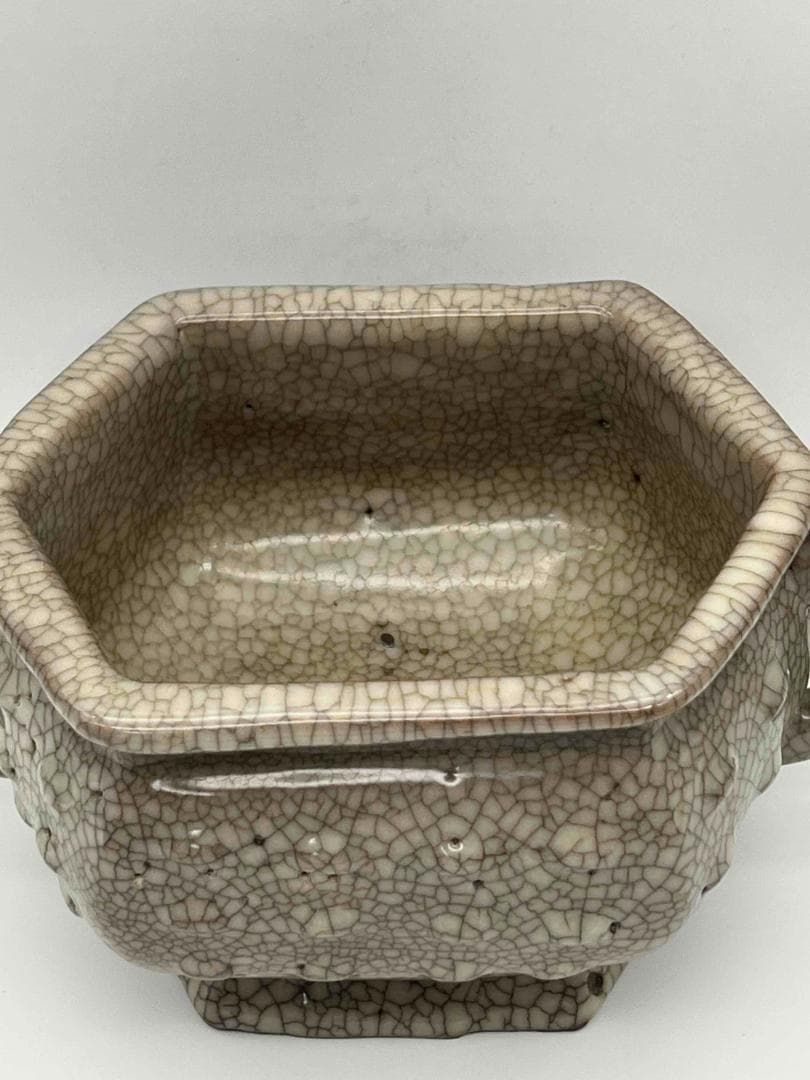 宋時代　青磁　汝官窯 氷裂紋 支釘焼き 双螭龍耳 鼓釘六方香炉(C-61)