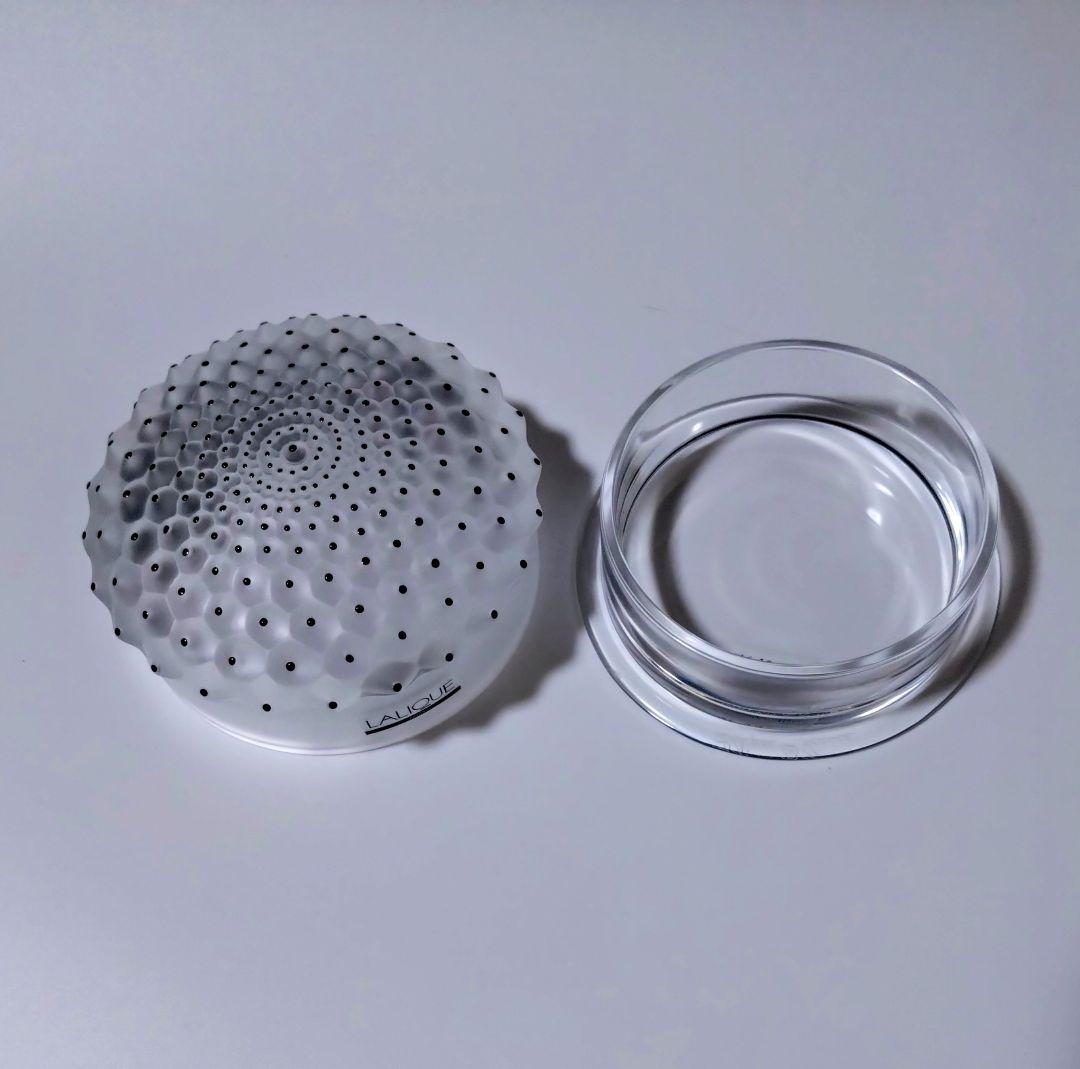 ルネ・ラリック　R LALIQUE 蓋物　小物入れ　パウダーボックス　未使用