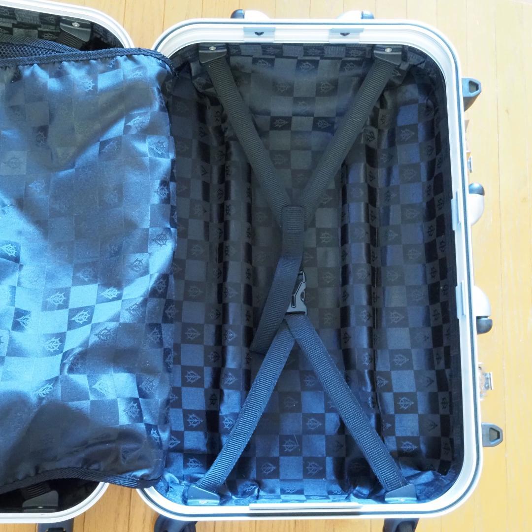 機動戦士ガンダム MS06S シャア専用ザクⅡ キャリーケース