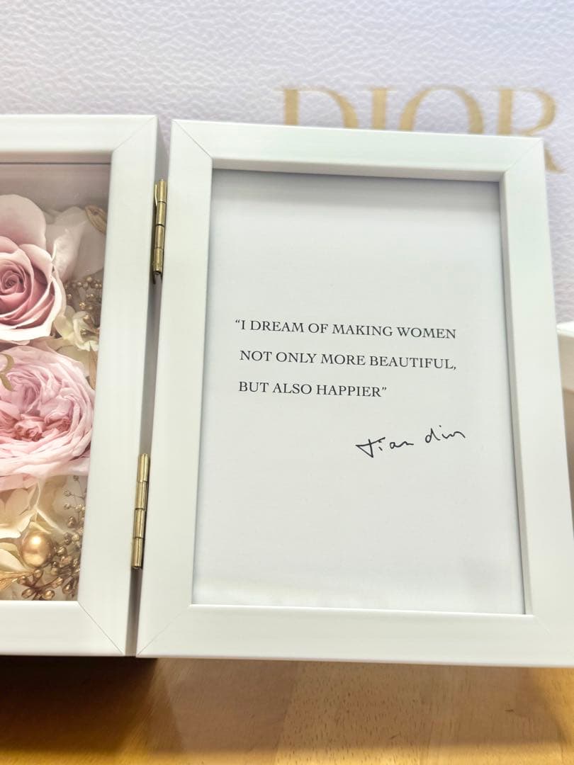 Dior フォトフレーム　プリザーブドフラワー