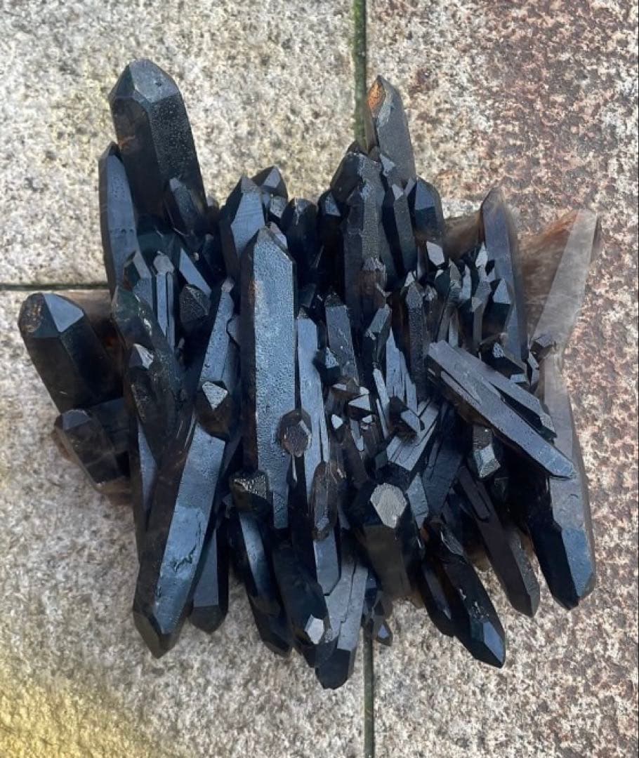 モリオン クラスター 黒水晶 原石 浄化 魔除け 強力守護 天然石