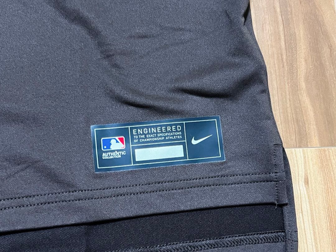 ダルビッシュ選手等着用サイズL パドレスオーセンティック パフォーマンスTシャツ