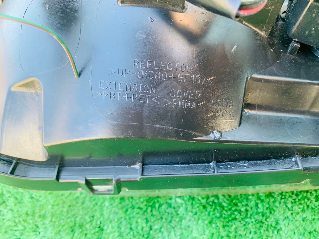 U61T ミニキャブトラック　ヘッドライト美品