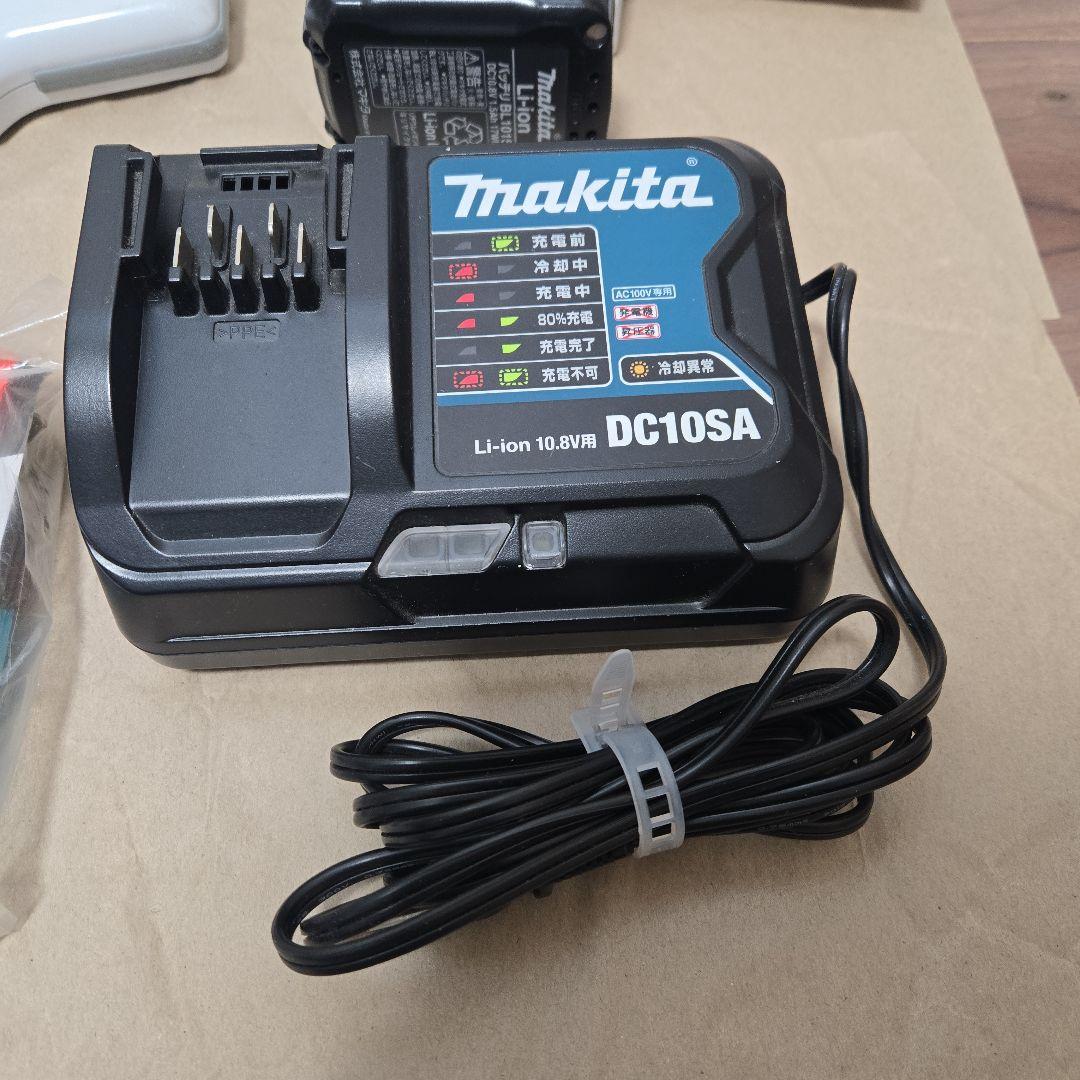 Makita スティッククリーナーCL107FDセット