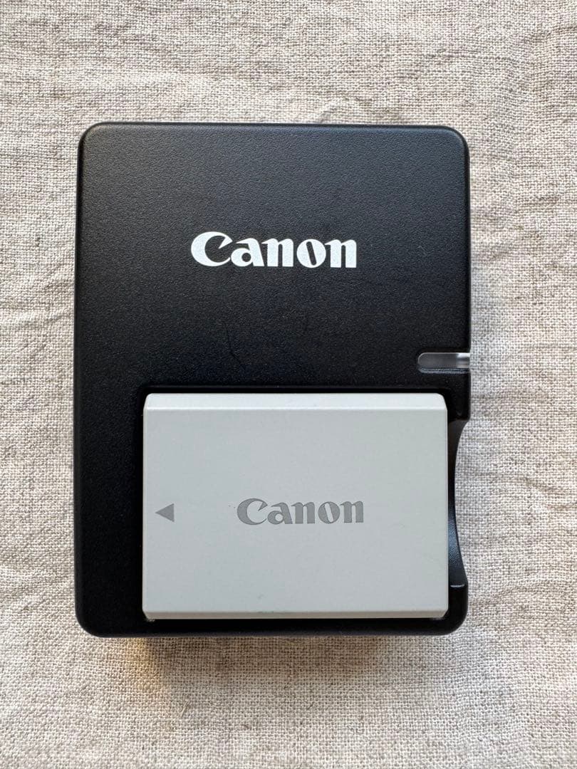 Canon EOS Kiss f デジタル一眼レフ カメラセット