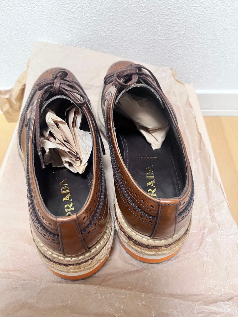 【美品】PRADA ウイングチップレースアップシューズ　23.5cm