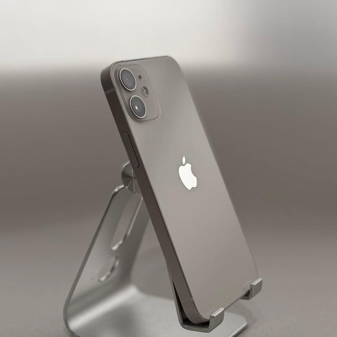 『極美品』iPhone 12 mini 64GB ホワイト　新品バッテリー　本体
