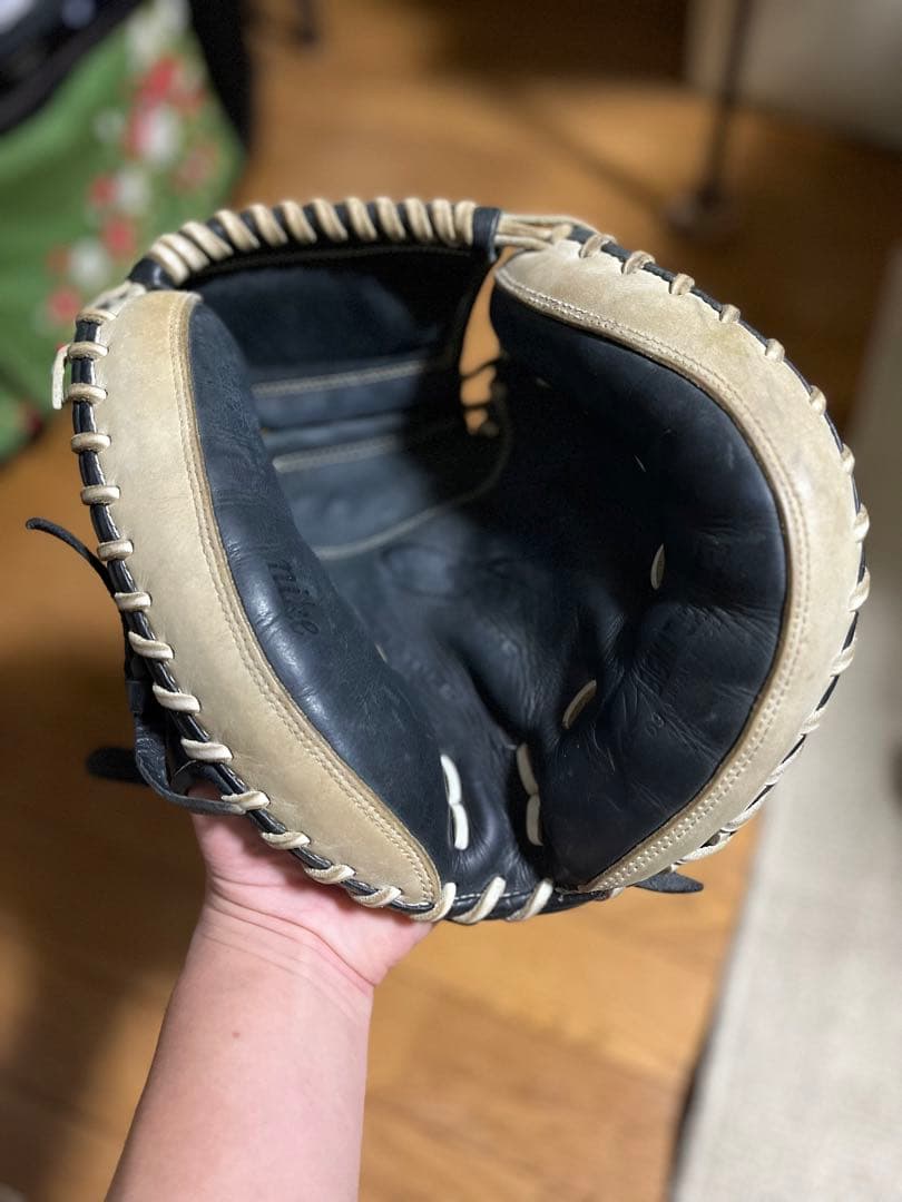 NIKE製 ブラックxベージュ 城島健司選手限定モデル 軟式 キャッチャーミット