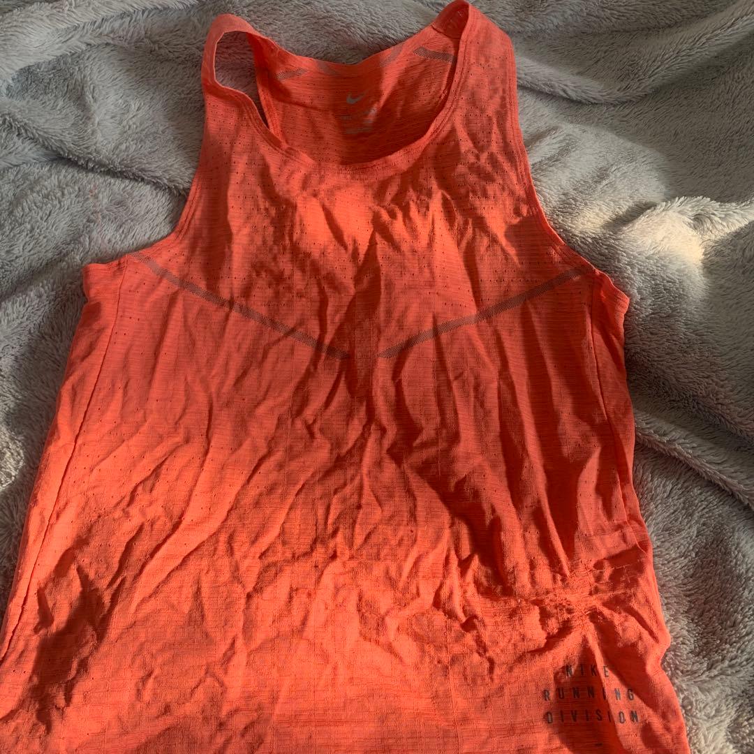 Nike Aero Swift メッシュタンクトップ