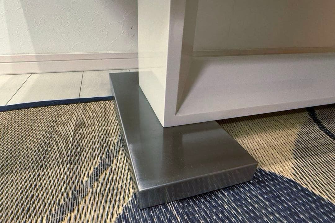 スタイリッシュ 人工大理石センターローテーブル シンプルデザイン　東京インテリア