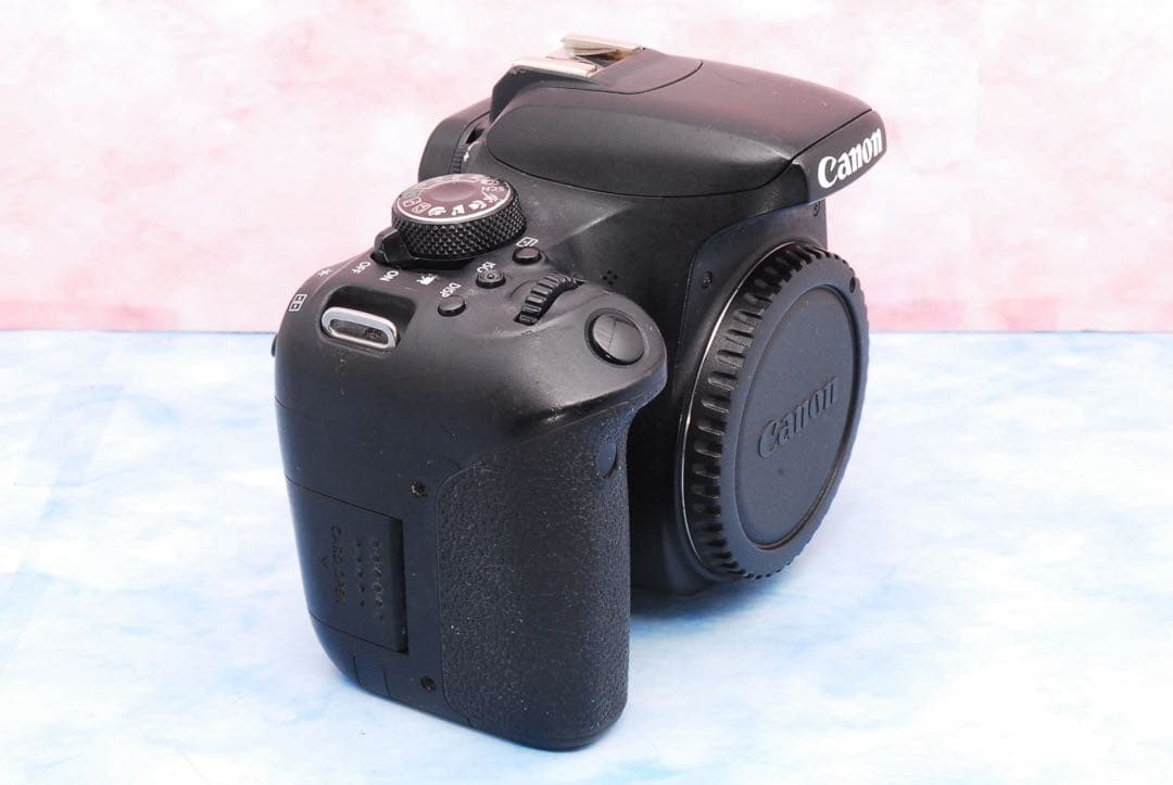 Canon Kiss X9i★手ぶれ補正＆超望遠★一眼レフカメラ★バッグ付