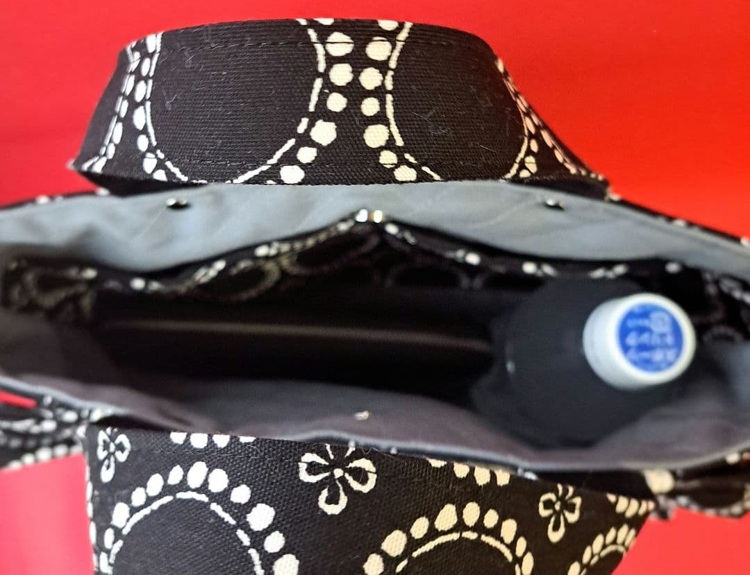 う*読様 コヤンイサムチョン　ルミ　フリルトートバッグ