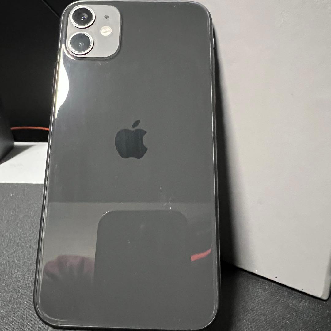 美品 iPhone11 64GB ブラック スマホ スマートフォン アップル