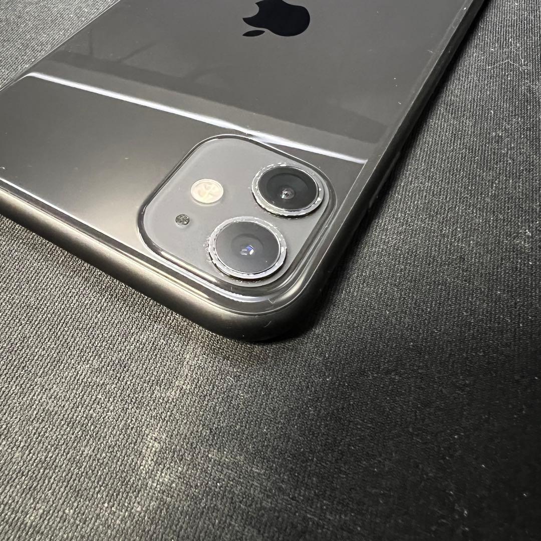 美品 iPhone11 64GB ブラック スマホ スマートフォン アップル