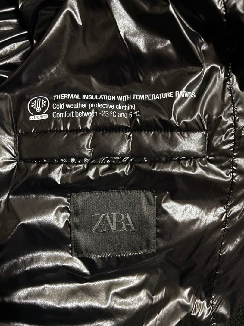 ZARA ブラック ダウンジャケット フード付き