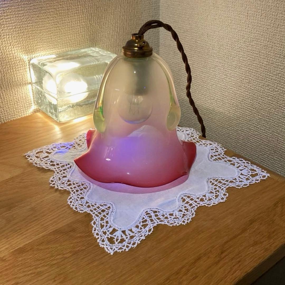 イギリス　1920年　ヴァセリン（ウラン）　ランプシェード　オパールセント