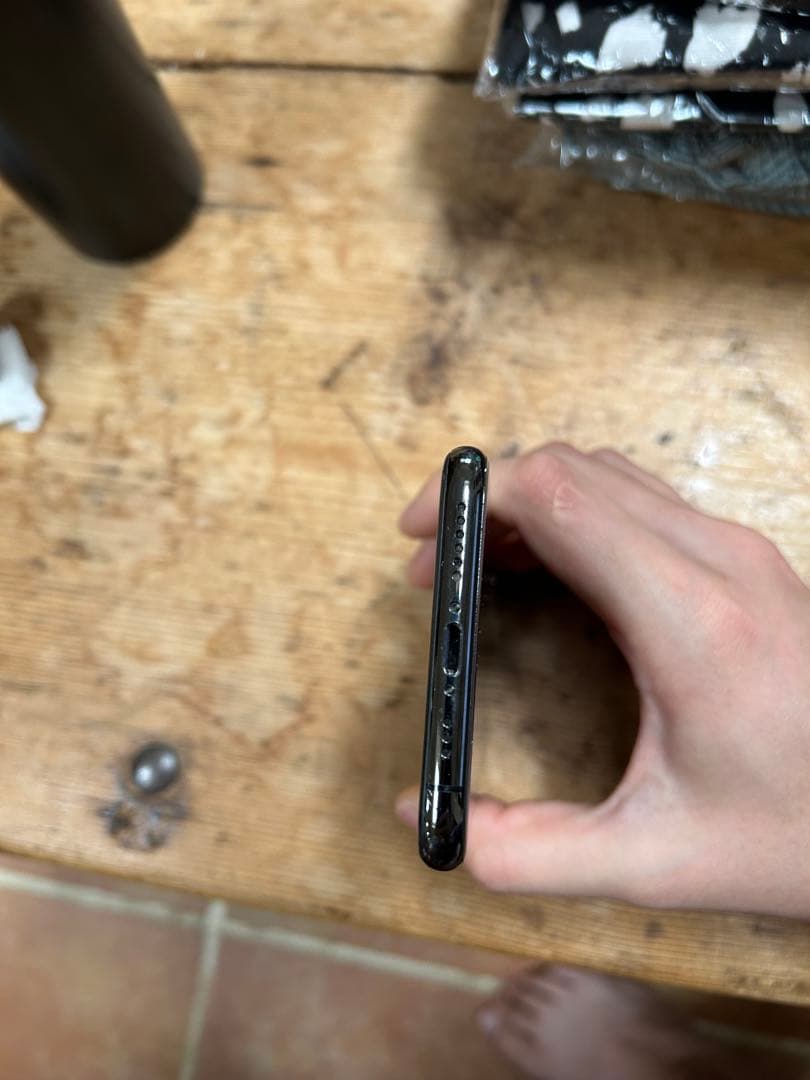 C*3様 iPhone XS 256GB SIMフリー バッテリー最大容量75％