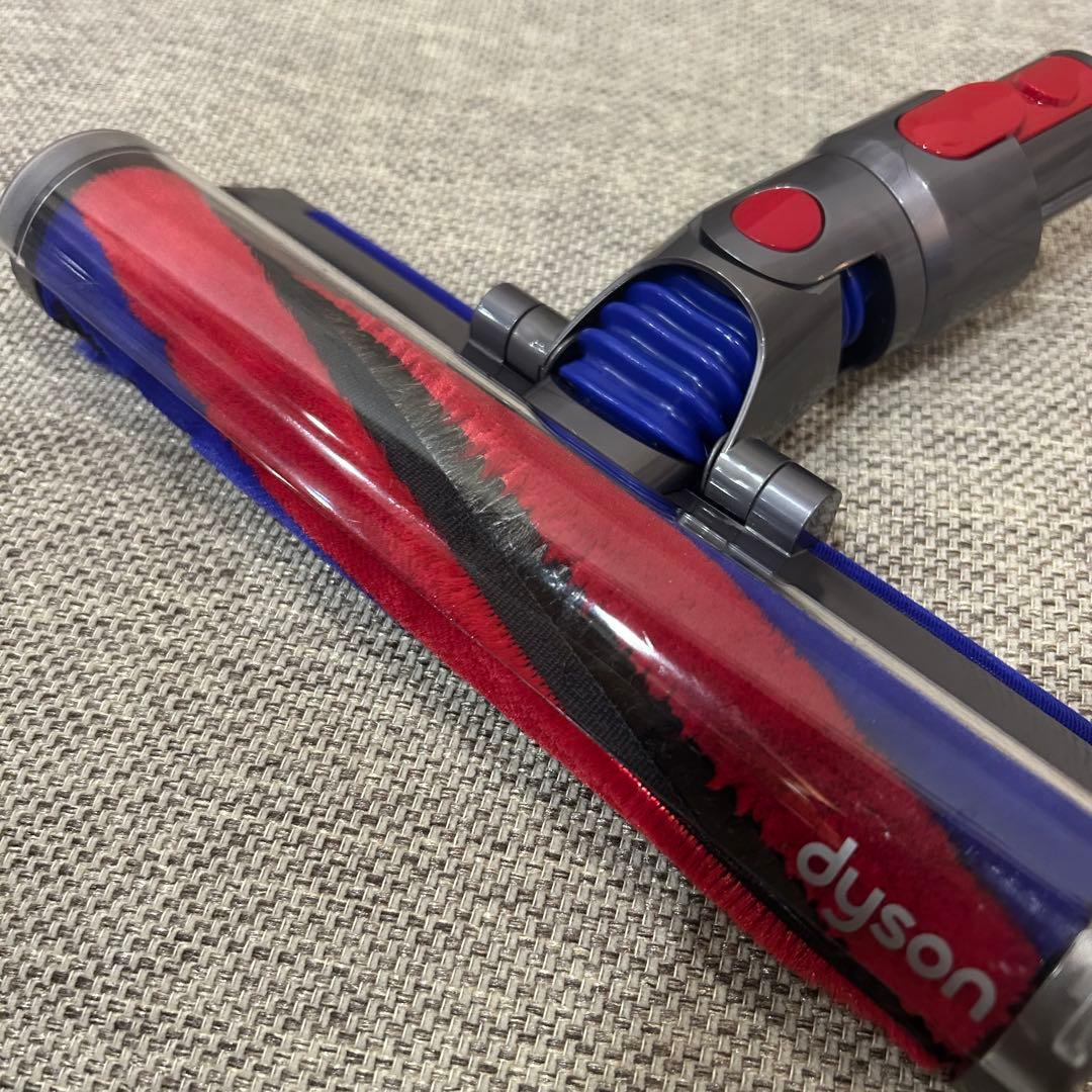 【美品】dyson v8 slim fluffyクリーナーヘッド