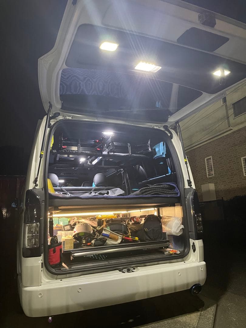 GARAX ギャラクス バックドアランプ 汎用 ハイエース等 廃盤