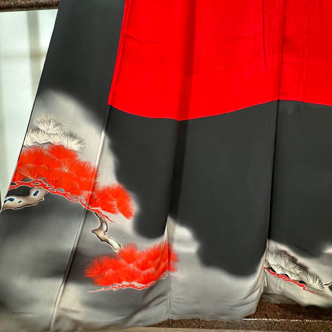 美品　着物　正絹　黒留袖　花嫁衣装　アンティーク　黒　赤　鷹　松　157